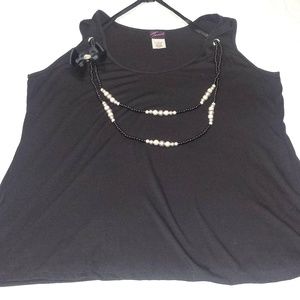 torrid Necklace-Black Sleeveless Tank Top